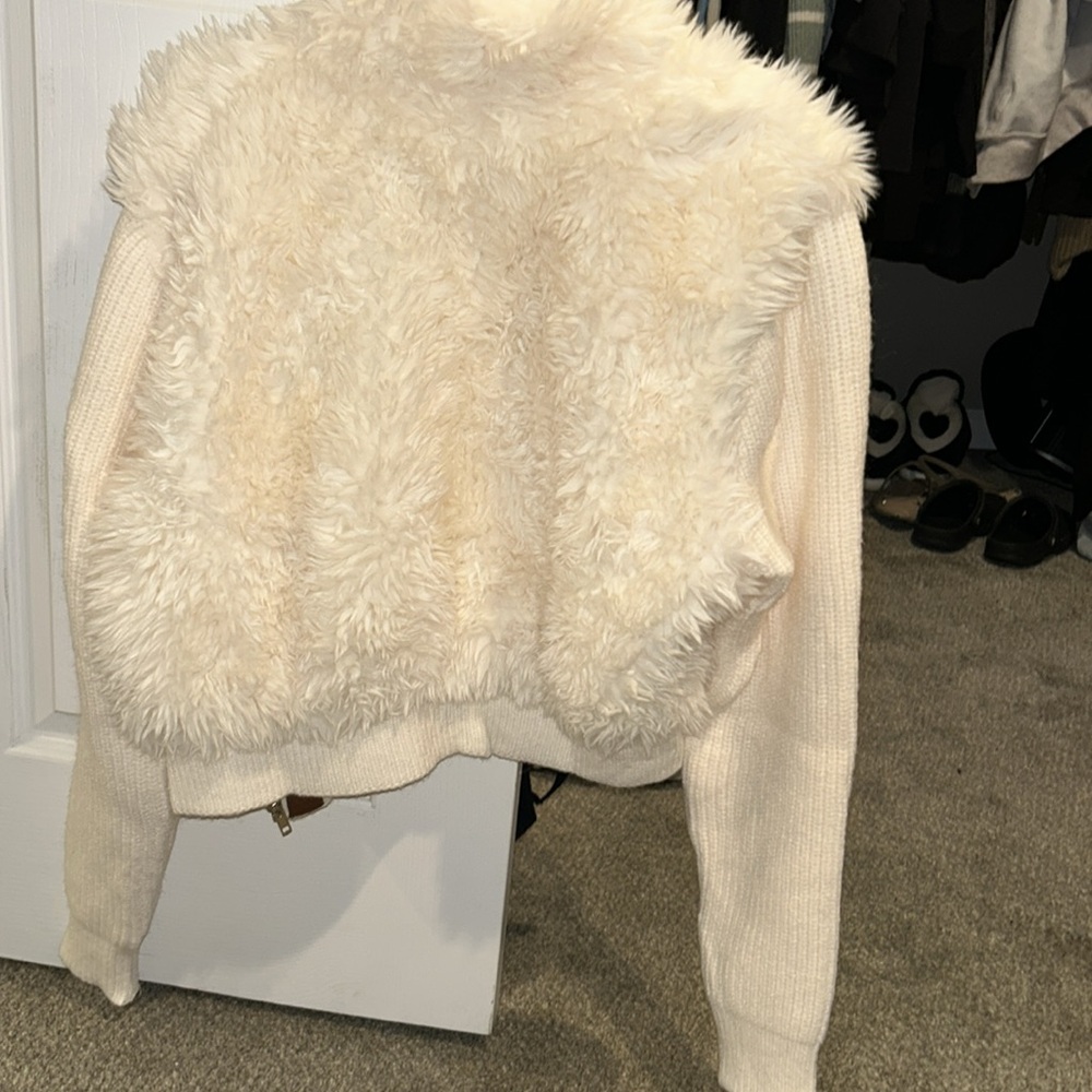 Fur jacket❤️ - Picture 6 of 8